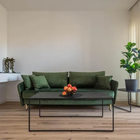 Blank Apartament *